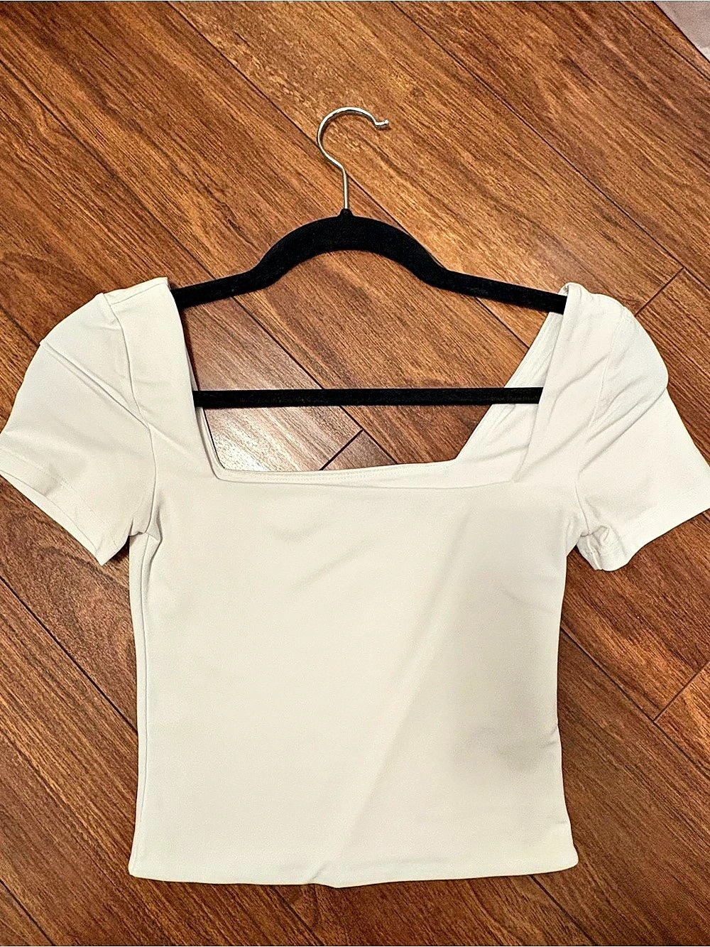 Babaton Contour Squareneck top